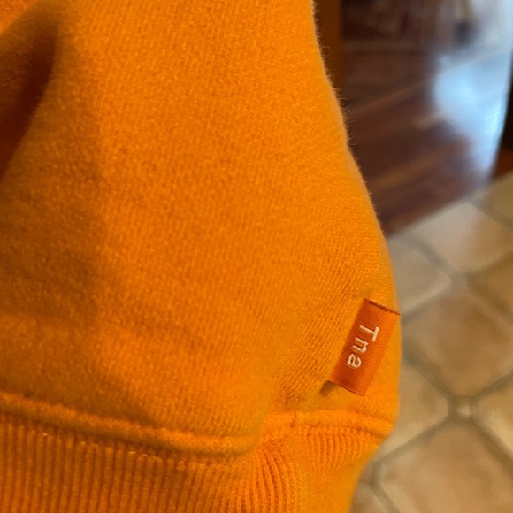 Aritzia used orange sweatshirt - Picture 10 of 13